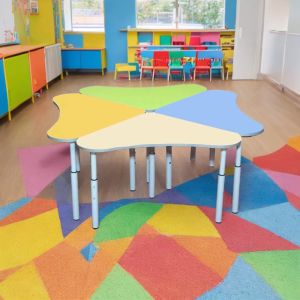 Set tavoli regolabili „Trifoglio”