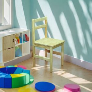 Sedia in legno di pino „Natura”